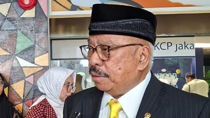 Ketua Fraksi Partai Golkar MPR RI, Melchias Markus Mekeng