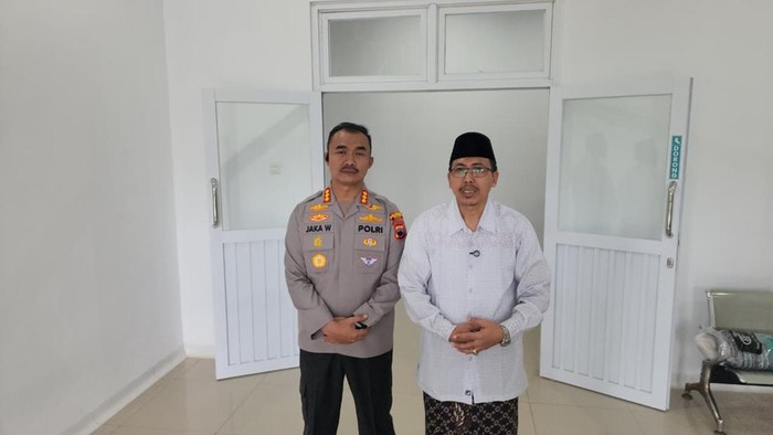 Ketua Pengurus Cabang Nahdlatul Ulama (PCNU) Kabupaten Pati, KH Yusuf Hasyim, mengapresiasi Polresta Pati saat mengamankan demo terhadap Bupati Pati, Sabtu (16/8/2025).