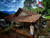 Bendera Baru di Rumah Reyot, Cara Ijang Rayakan Kemerdekaan dengan Sederhana