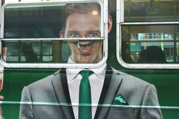 Beberapa iklan berikut ini gagal dan berhasil bikin yang melihatnya tertawa atau minimal senyum-senyum sendiri.