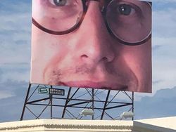 Kumpulan Iklan Gagal yang Jadinya Ambigu dan Bikin Nyengir