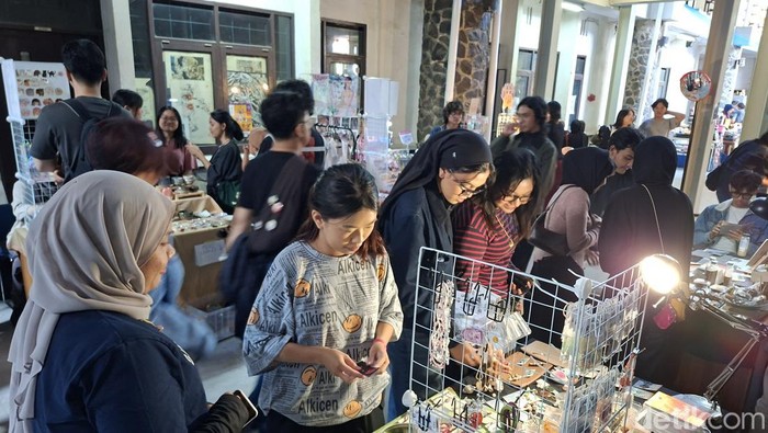 Pasar Senggol ITB
