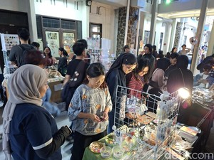 Meriahnya Pasar Senggol, Panggung Pemanasan Jelang Pasar Seni ITB 2025