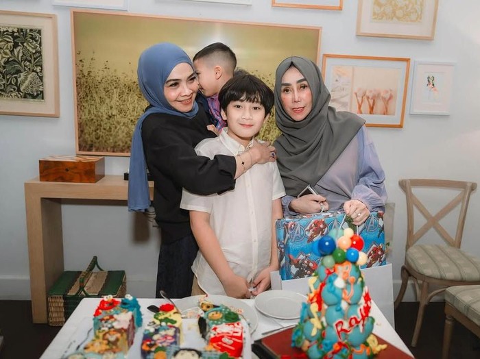 Rafathar Malik Ahmad Ulang tahun ke-10 Rafathar Malik Ahmad pada 15 Agustus 2025.