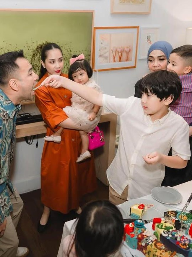 Pesan Haru Nagita dan Raffi Ahmad untuk Rafathar yang Beranjak Remaja
