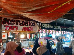 Viral Pedagang Pasar Lubuklinggau Bentangkan Spanduk Kritikan