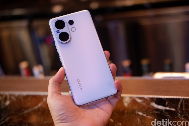 Vivo V60