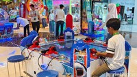 Bagi orang tua, tempat ini menjadi pilihan tepat untuk mengajak anak bersenang-senang sekaligus belajar berinteraksi.  