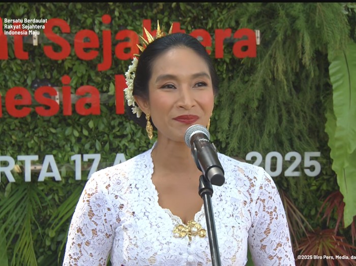 Pertunjukan Bhinneka Tunggal Ika pada HUT ke-80 RI di Istana Merdeka, Minggu (17/8/2025).
