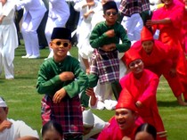 Togak Luan Pacu Jalur Tampil di Istana, Ramaikan HUT RI hingga Jadi Doodle Google