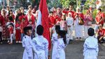 Gemasnya Upacara HUT RI Ala Siswa TK di Jakarta