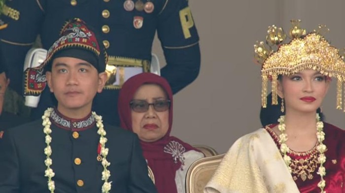 Gibran dan Selvi hadiri upacara HUT ke-80 RI (dok. YouTube Setpres)