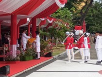 Gubernur Sulsel Pimpin Upacara HUT ke-80 RI, Gaungkan Peningkatan Ekonomi