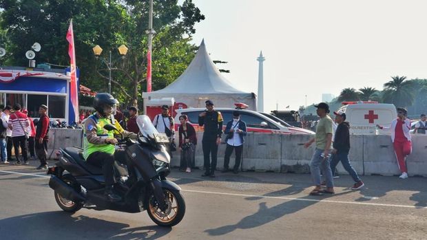 Kakorlantas Polri Irjen Agus Suryonugroho terjun langsung ke lapangan memimpin pengamanan puncak peringatan HUT ke-80 Kemerdekaan RI di Jakarta.