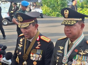 Kapolri-Panglima TNI Puji Upacara di Istana Lancar Bikin Warga Gembira