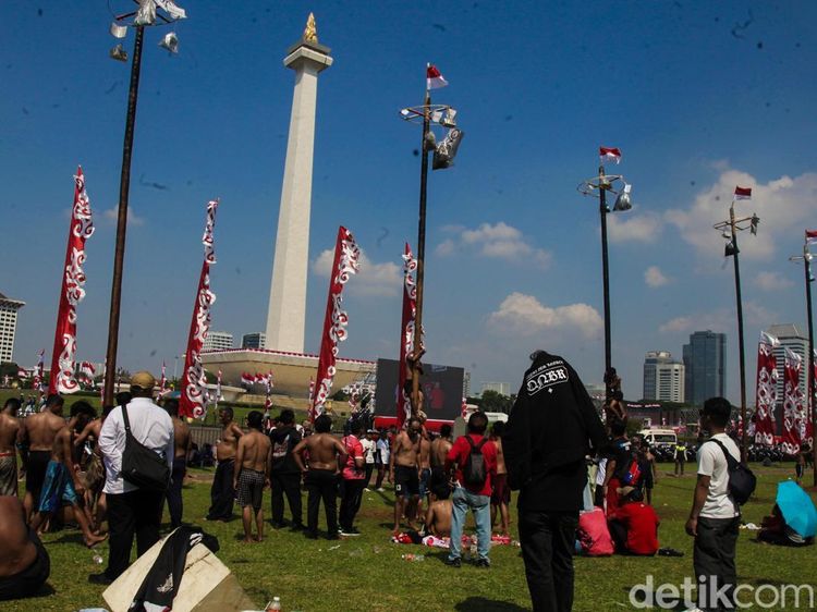 Lomba 17-an Meriahkan Pesta Rakyat di Monas