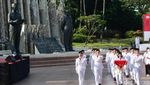 Memperingati Detik-detik Kemerdekaan di Tugu Proklamasi