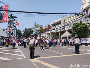 Hening 3 Menit di Simpang Lima Asia Afrika Bandung