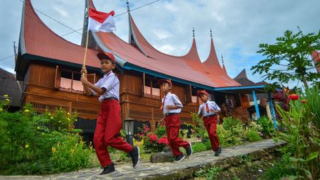 Potret Perayaan HUT Ke-80 RI di Penjuru Negeri