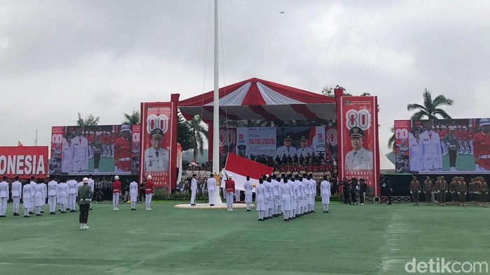 Peringatan Hari Ulang Tahun ke-80 Republik Indonesia di Kutai Kartanegara (Kukar) berlangsung khidmat dan penuh makna.