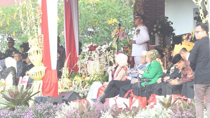 Peringatan HUT RI ke-80 di Griya Agung Sumatera, Selatan.