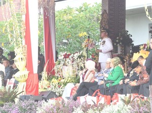 Upacara HUT RI ke-80, Istri dan Pejabat Wanita di Sumsel Pakai Pakaian Adat