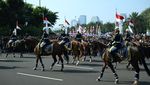 Potret Kereta Kencana Garuda Prabayaksa Bawa Bendera Dikawal 145 Pasukan Kuda