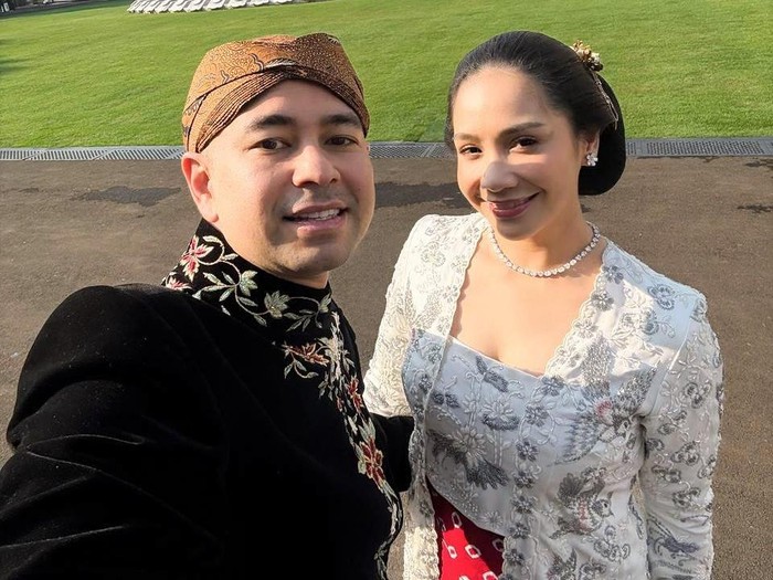 Raffi Ahmad dan Nagita Slavina Raffi Ahmad dan Nagita Slavina menghadiri acara Upacara HUT ke-80 RI di Istana Merdeka, Minggu (17/8/2025).