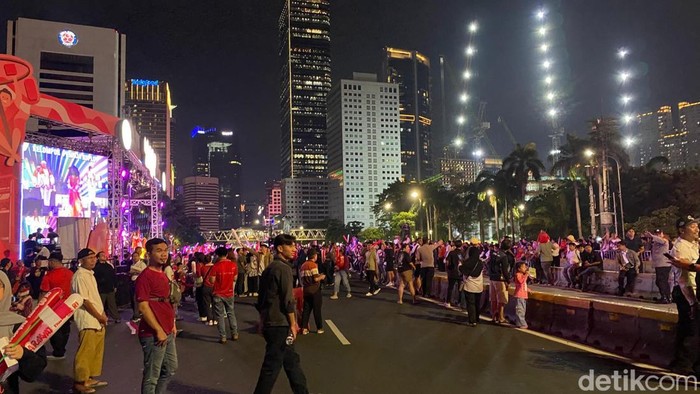 Suasana karnaval HUT ke-80 RI di Jalan Sudirman, Jakarta Pusat (Devi/detikcom)