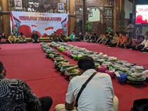 Contoh Teks MC Malam Tirakatan 17 Agustus dalam Bahasa Indonesia dan Jawa