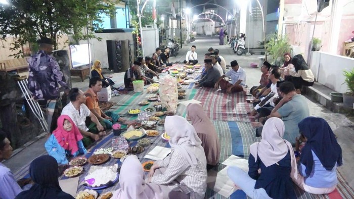 Tradisi Barikan di Lamongan  sambut HUT RI