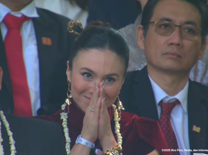 Upacara HUT ke-80 RI Senyum ayu selebritas menghadiri Upacara HUT ke-80 RI di Istana Merdeka, Minggu (17/8/2025).