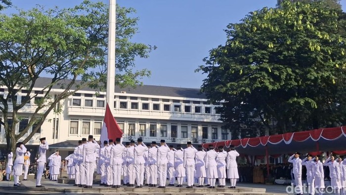 Upacara Kemerdekaan di Bandung