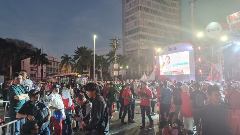 Warga mulai padati area karnaval HUT ke-80 RI (Taufiq/detikcom)