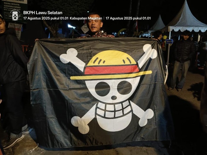 2 Bendera One Piece Diamankan Petugas dari Pendaki Gunung Lawu