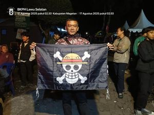Petugas Periksa Ketat Pendaki Puncak Lawu Usai Temuan Bendera One Piece