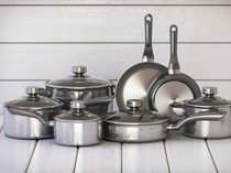 Agar Tidak Mudah Berkarat, Begini Cara Tepat Merawat Alat Dapur Stainless Steel