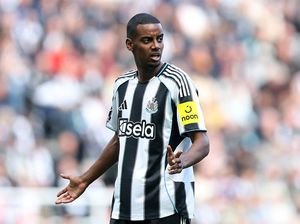 Isak Buka Suara, Tuding Newcastle Ingkar Janji!