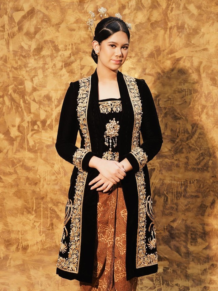 Annisa Pohan Annisa Pohan