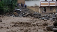 Hujan lebat yang dipicu badai ini menambah panjang daftar bencana hidrometeorologi yang melanda wilayah Pakistan. REUTERS/Akhtar Soomro