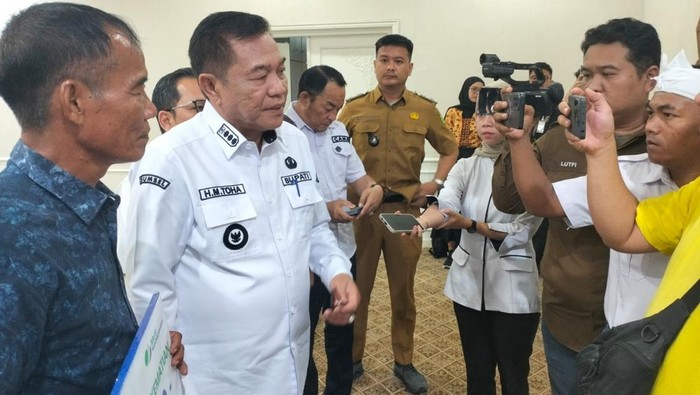 Bupati Muba Toha tohet