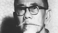 Agus Salim merupakan pahlawan nasional yang dikenal sebagai diplomat ulung Indonesia. Ia disegani di kancah internasional karena kecerdasan dalam melakukan diplomasi. (Foto: Repro: Seratus Tahun Agus Salim)