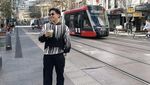 Potret Jerome Polin Minum Kopi hingga Matcha saat Liburan