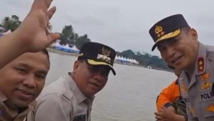 Kapolda, Gubernur Riau, dan Bupati Kuansing, Cek Pacu Jalur