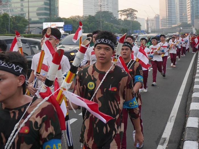 Lari Lintas Juang Labschool UNJ