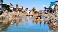 Lomba dayung ini tidak hanya untuk memeriahkan peringatan Hari Kemerdekaan tetapi juga untuk menghidupkan kembali fungsi sungai sebagai ruang publik yang memiliki manfaat.