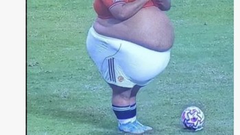 Meskipun tampil dominan sepanjang pertandingan, kekalahan lawan Arsenal bikin muncul meme ejekan bagi Manchester United Foto: X.com