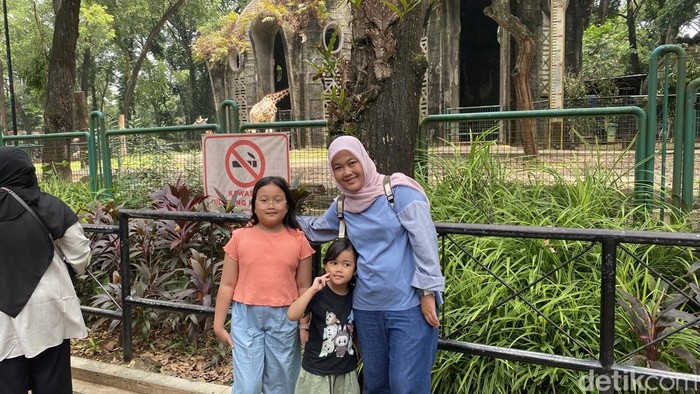 Pengunjung Ragunan