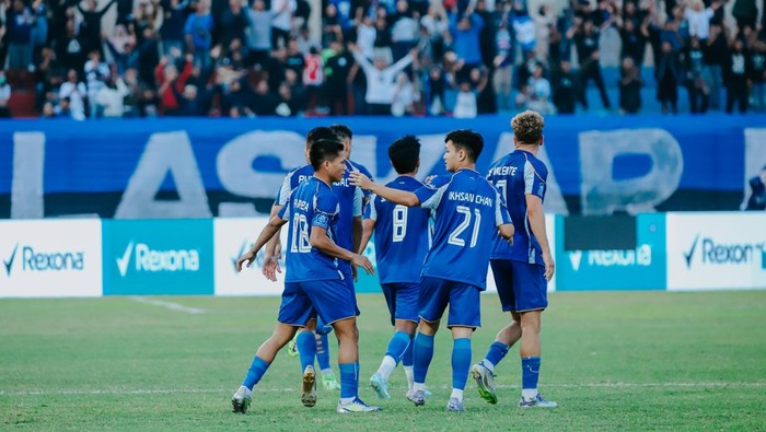 PSIM Jogja saat menjamu Arema FC di Stadion Sultan Agung, Bantul, Sabtu (16/8/2025).