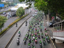 HUT RI, Ribuan Driver Gojek Pecah Rekor MURI Konvoi Terbanyak Se-Indonesia